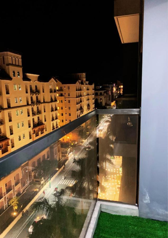 Two Palm Tree Villas Condominium - Studio 8Th Fl With Balcony - Across Terminal 3 Airport Pasay Exterior foto